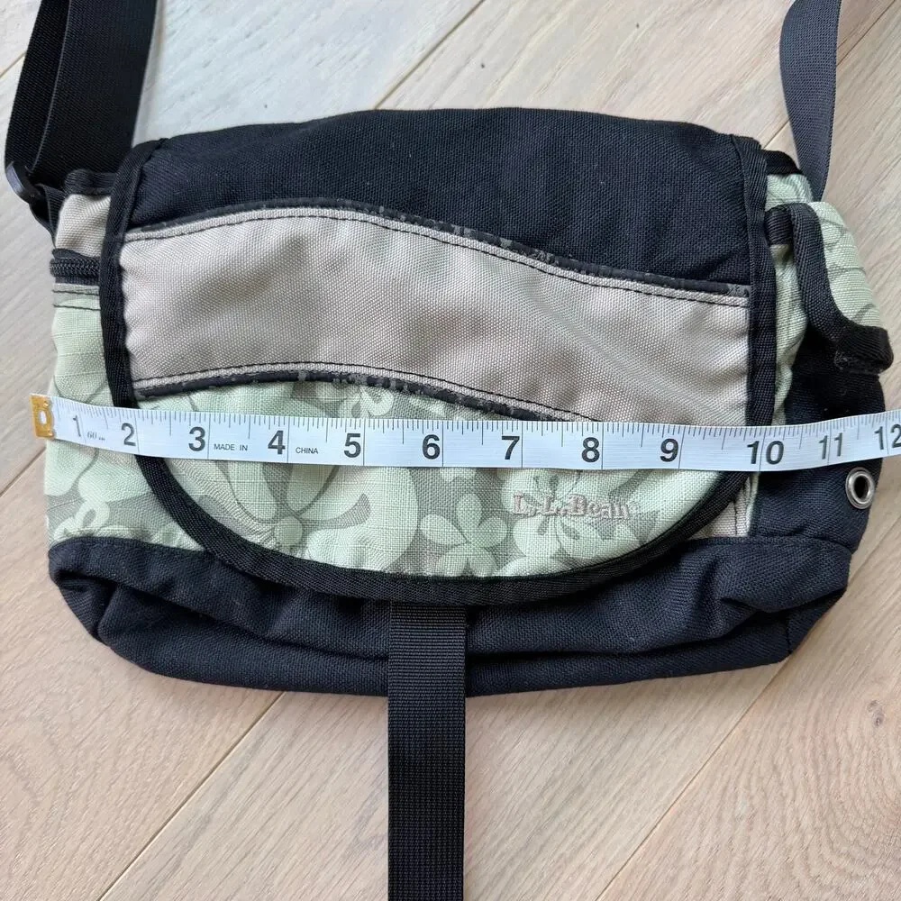 Vintage LL Bean Green Hawaiian Floral Crossbody Fanny Pack Travel Bag 2000s